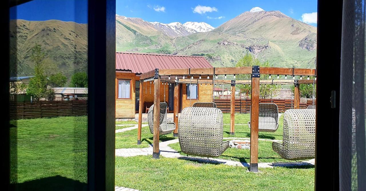 Hotel Migu Yard Kazbegi Exterior photo
