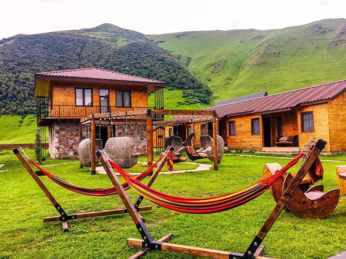 Hotel Migu Yard Kazbegi Exterior photo