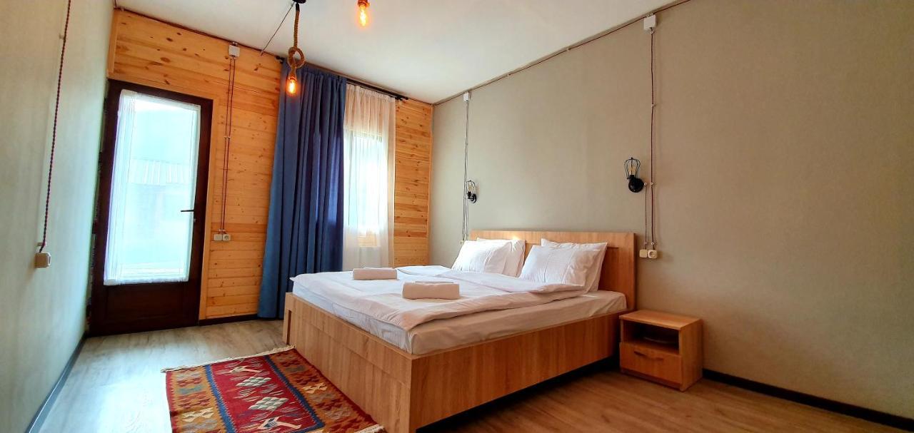 Hotel Migu Yard Kazbegi Exterior photo