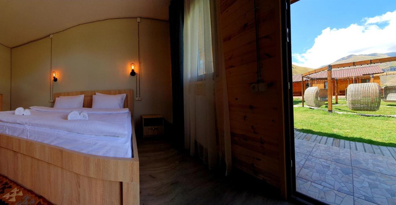 Hotel Migu Yard Kazbegi Exterior photo